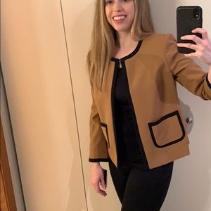 NWT Nine West camel and black open blazer